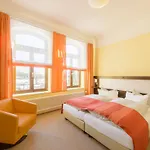 Am Tiefwarensee Hotel