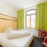 Hotel Am Tiefwarensee 3*