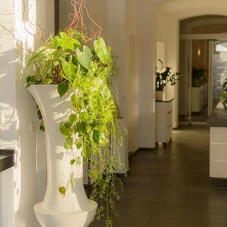 Am Tiefwarensee فارين