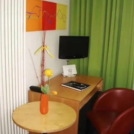 Hotel Am Tiefwarensee Waren (Mueritz)