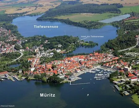 Am Tiefwarensee 3*