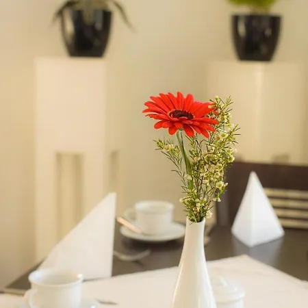 فندق Am Tiefwarensee فارين