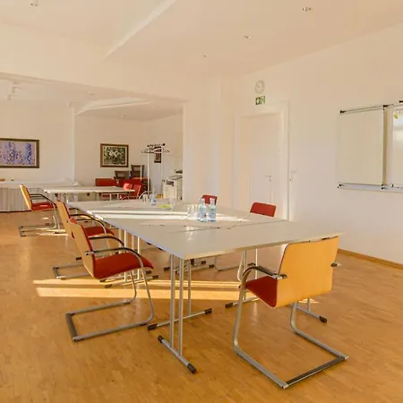 Am Tiefwarensee Hotel 3*