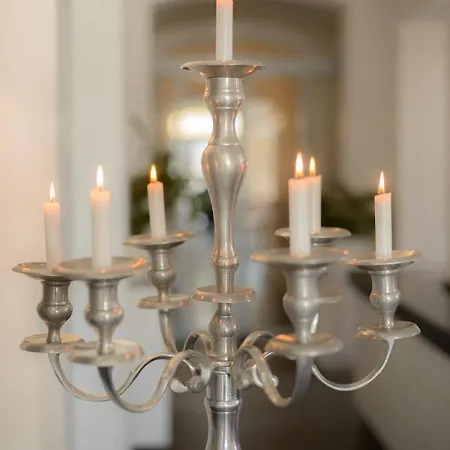 Am Tiefwarensee فندق