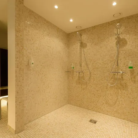 Am Tiefwarensee Hotel 3*