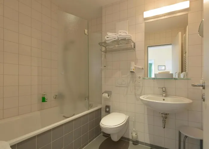 Hotel Am Tiefwarensee Waren (Mueritz)