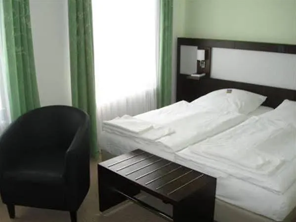 Hotel Am Tiefwarensee